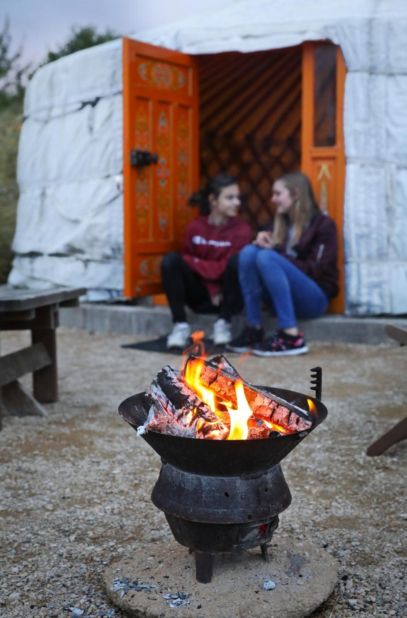 Caalm Camp Hotel Stour Provost Exterior foto